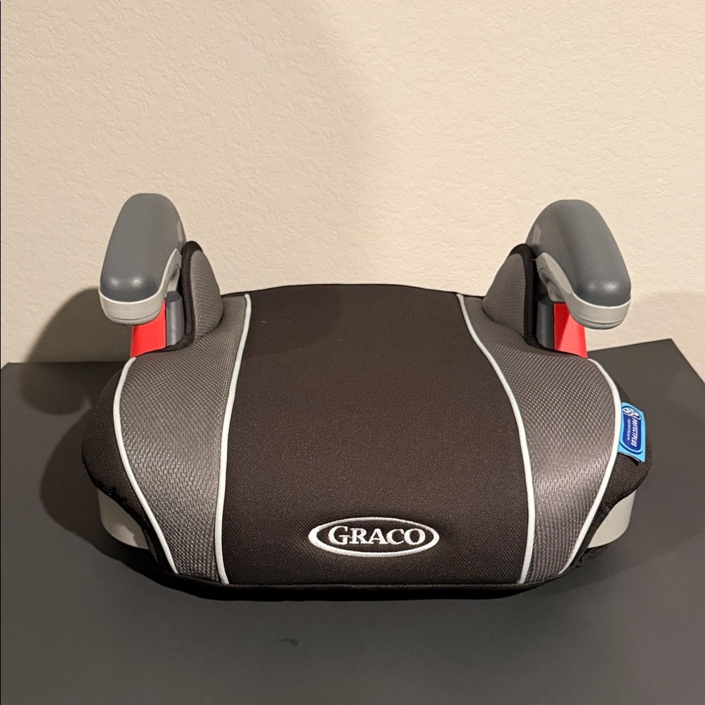Graco Black Booster Seat for Kids - Picture 4 of 11